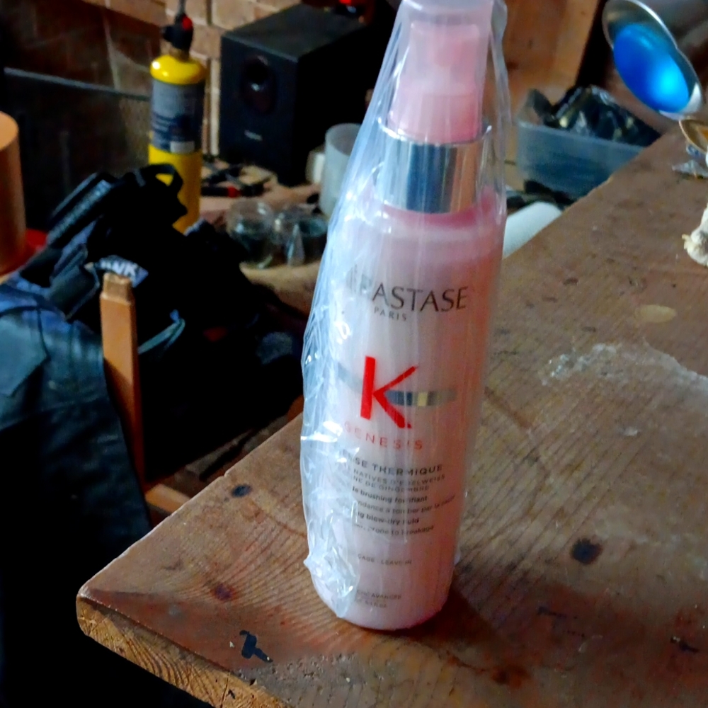 KÉRASTASE Paris - Genesis - Defense Thermique